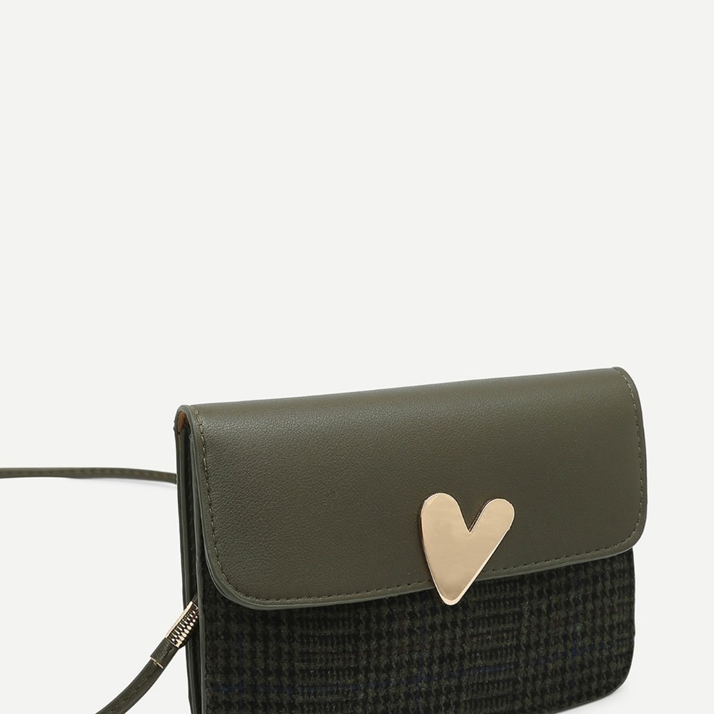 Love Crossover - Picture 4 of 5